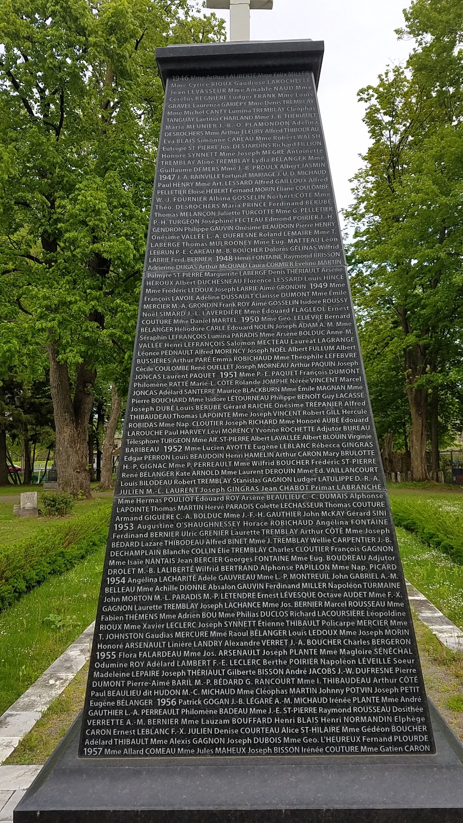 Robert Giffard Hospital Cemetery | 2601 Chemin de la Canardière, Québec, QC G1J, Canada | Phone: (581) 984-3931