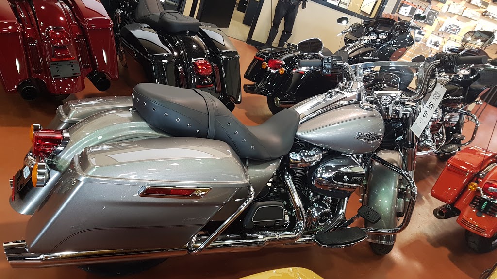 Mackie Harley-Davidson | 880 Champlain Ave, Oshawa, ON L1J 7A6, Canada | Phone: (800) 668-5828