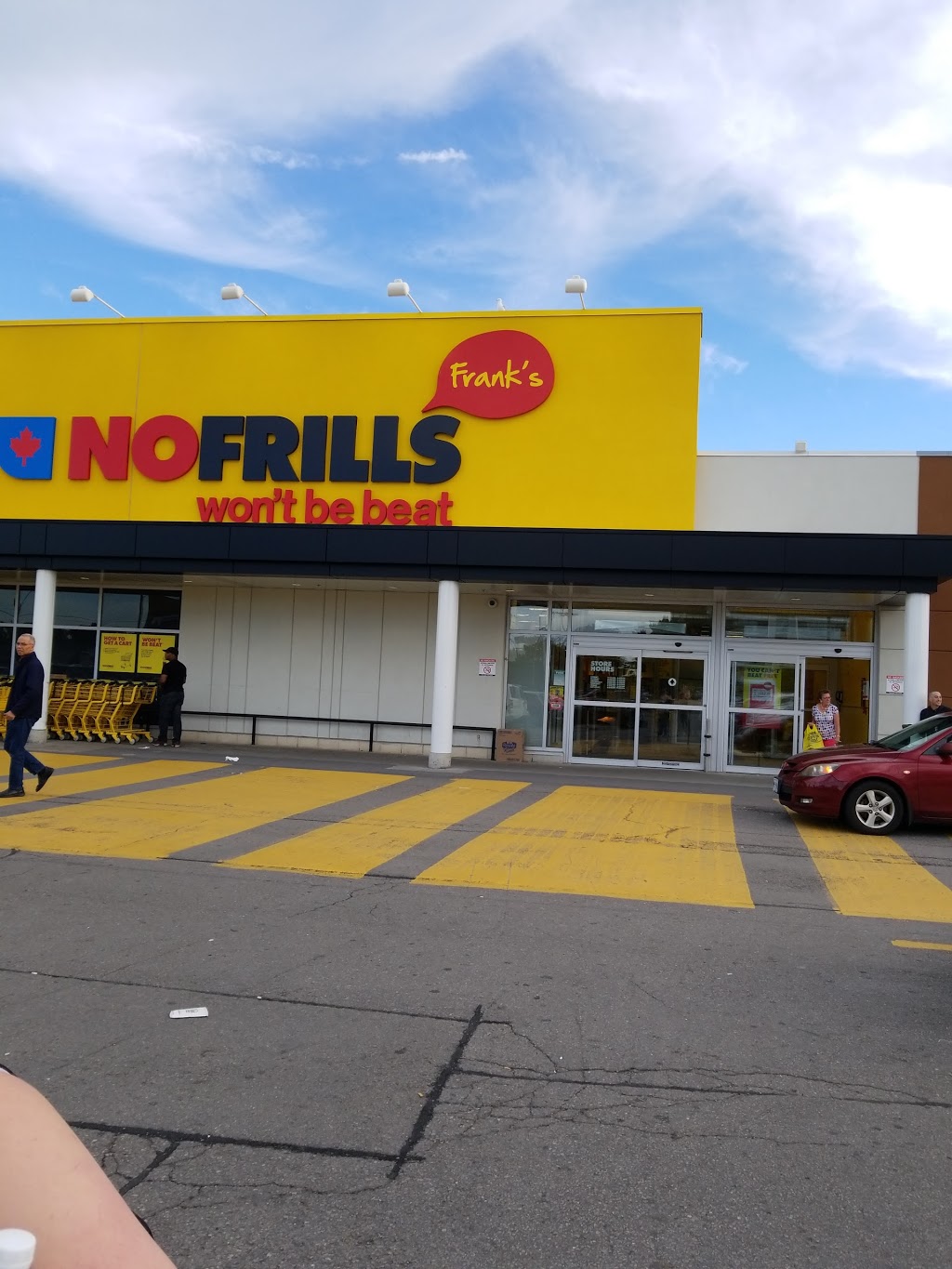 Francos No Frills | 640 Queenston Rd, Hamilton, ON L8K 1K2, Canada | Phone: (866) 987-6453