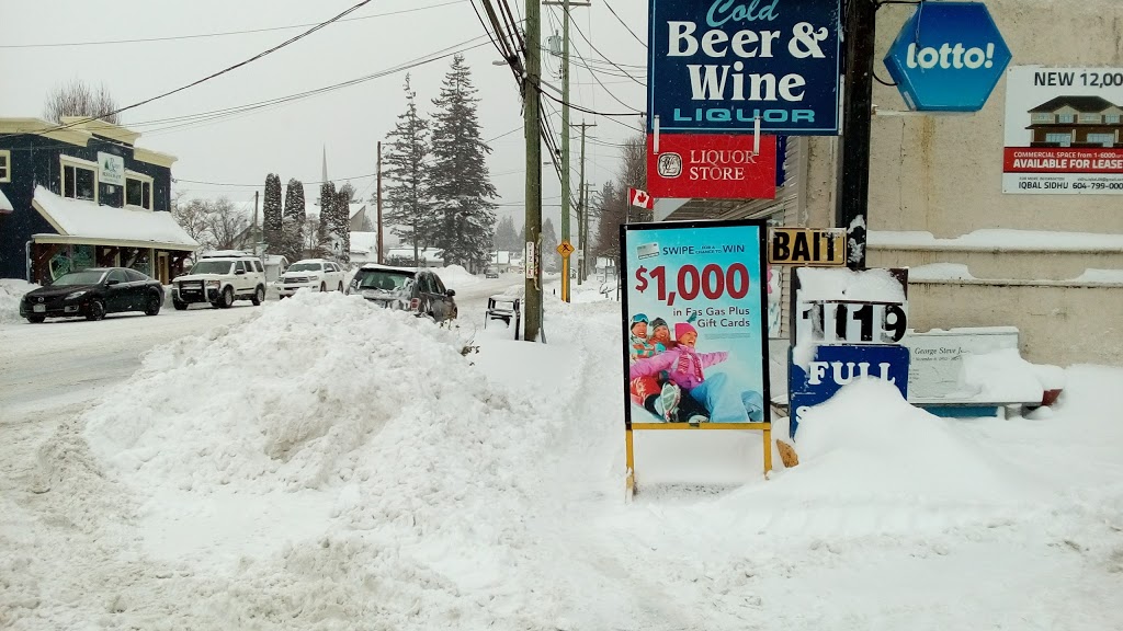 Rainbow Food & Gas | 42220 Yarrow Central Rd, Chilliwack, BC V2R 5E4, Canada | Phone: (604) 823-4646