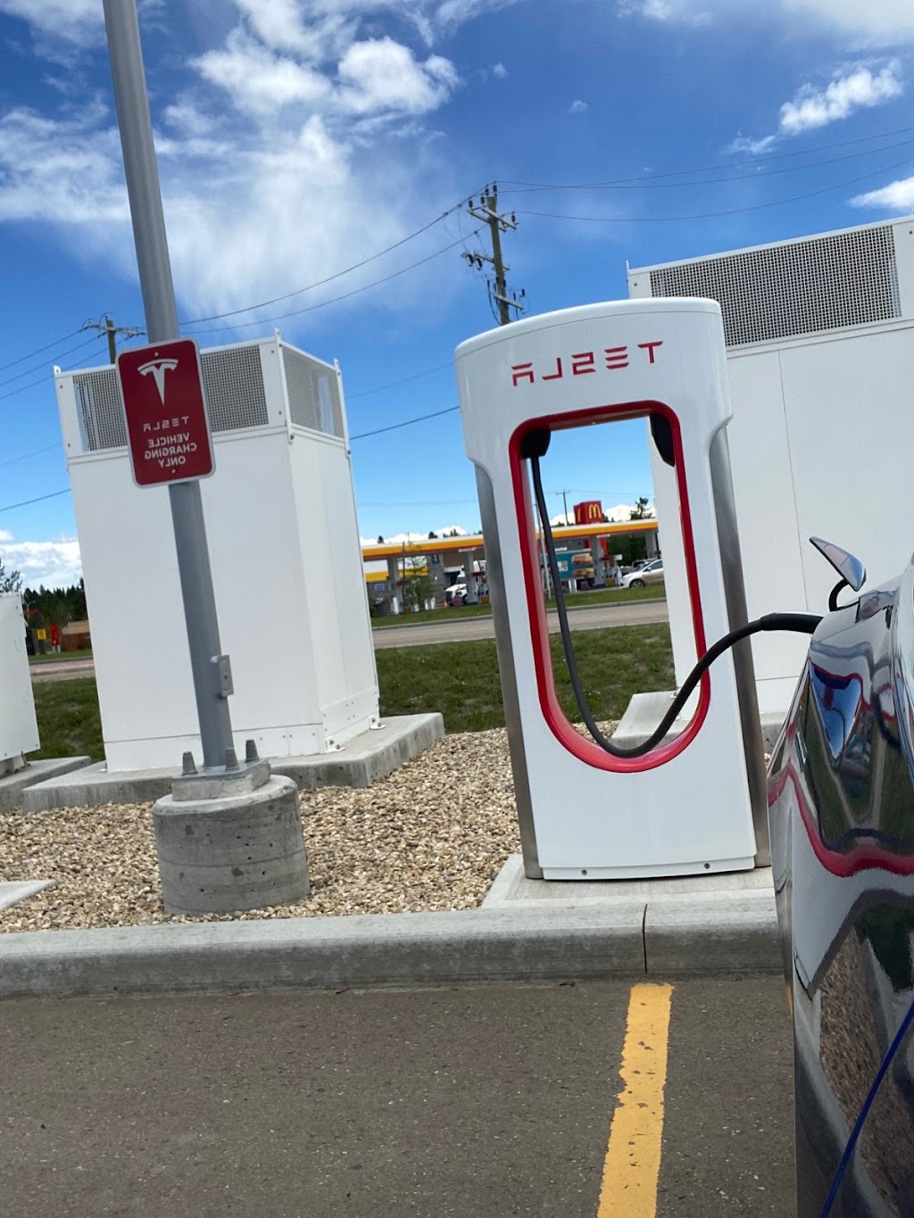 Tesla Supercharger | 3310 50 Ave, Red Deer, AB T4N 3X9, Canada | Phone: (877) 798-3752