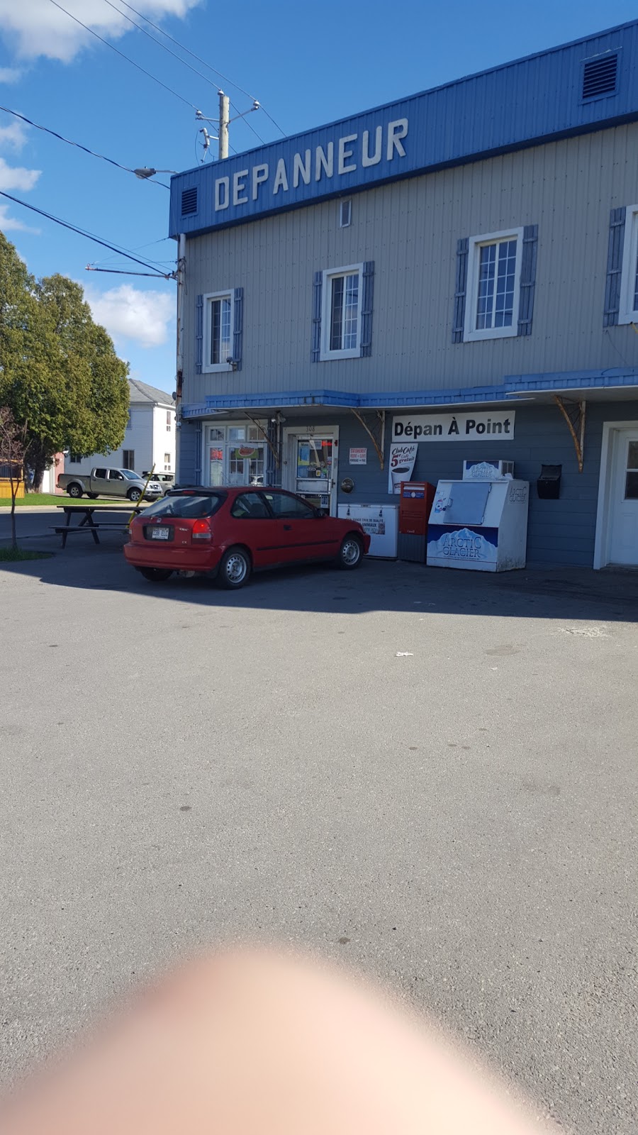 Dépan À Point | 308 Rue Grâce, Lachute, QC J8H 1L9, Canada | Phone: (450) 562-2337