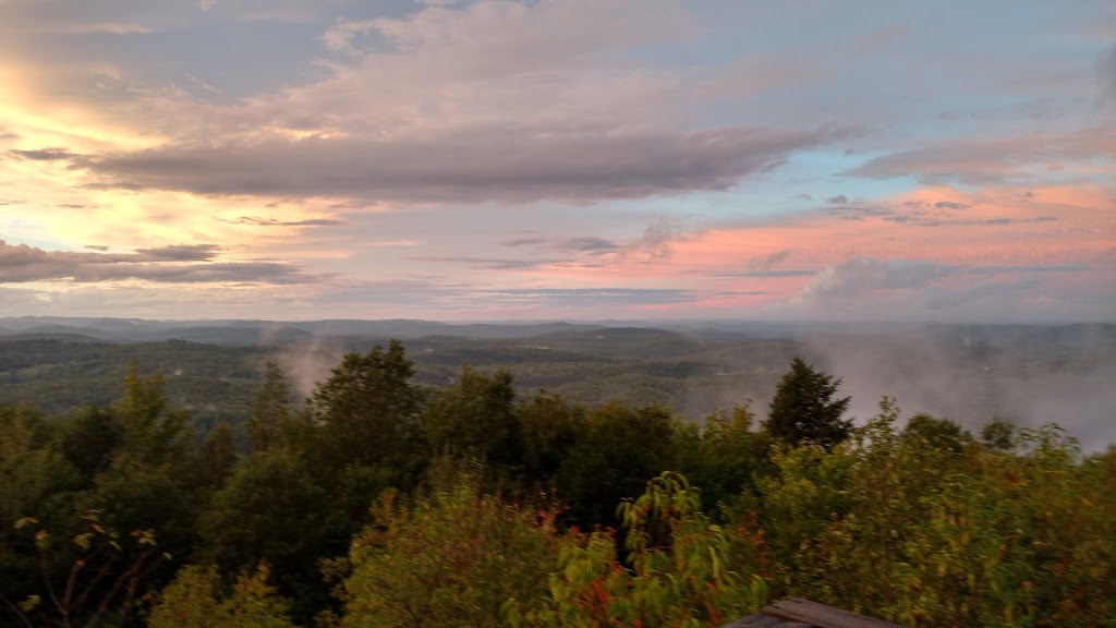 Park of the Black Mountains | Chemin de la Montagne Noire, Ripon, QC J0V 1V0, Canada | Phone: (819) 983-2000