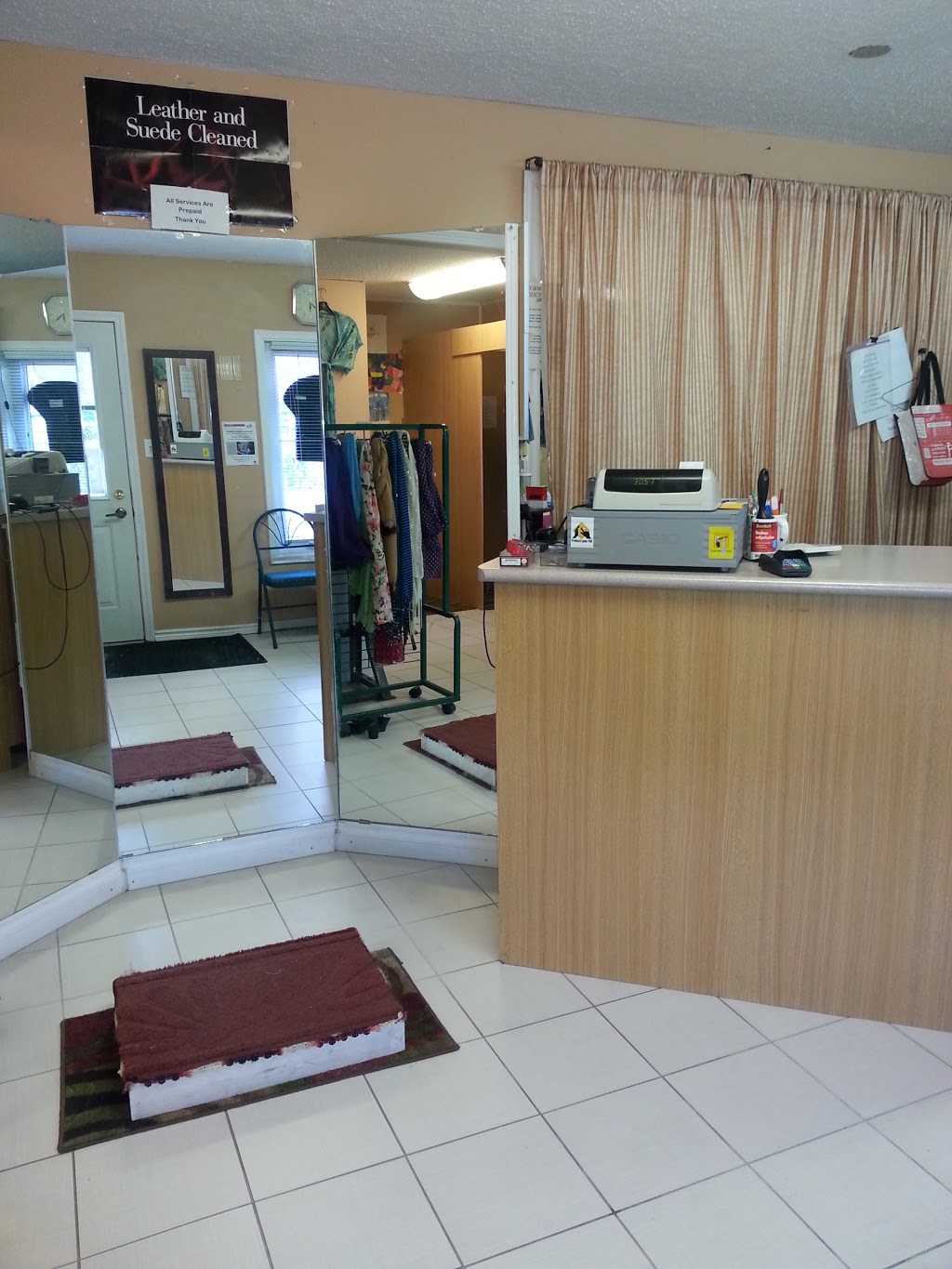 Stitch N Sew Alterations & Drycleaning | 2 Munch Ave, Cambridge, ON N1R 1A2, Canada | Phone: (519) 740-9811