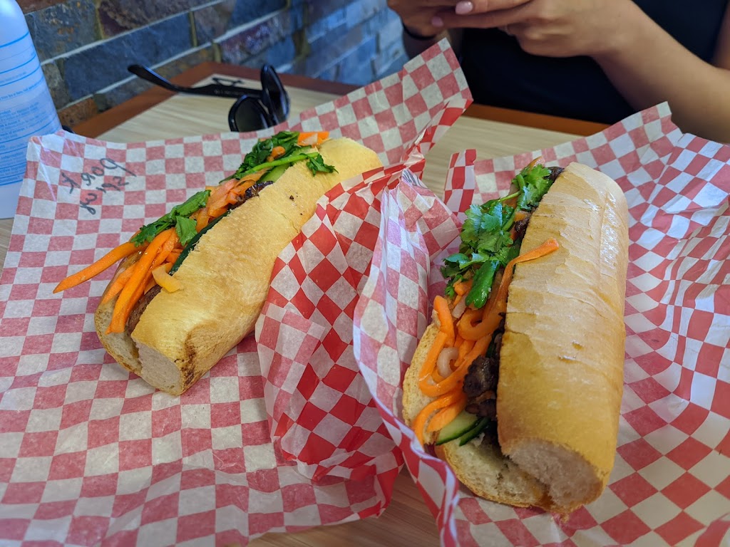 Bánh Mì N Rice | 44 Livingston Ave, Grimsby, ON L3M 1L1, Canada | Phone: (905) 309-0101