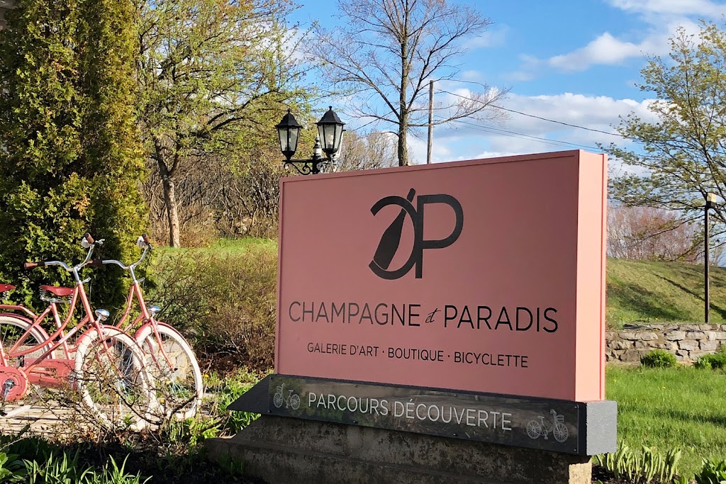 Champagne et Paradis | 83 Av. Morel, Kamouraska, QC G0L 1M0, Canada | Phone: (418) 492-9090