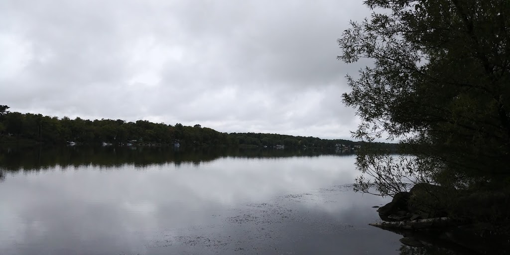 Lake St. Augustine waterfront park | Rue de lHêtrière, Saint-Augustin-de-Desmaures, QC G3A 2Z4, Canada