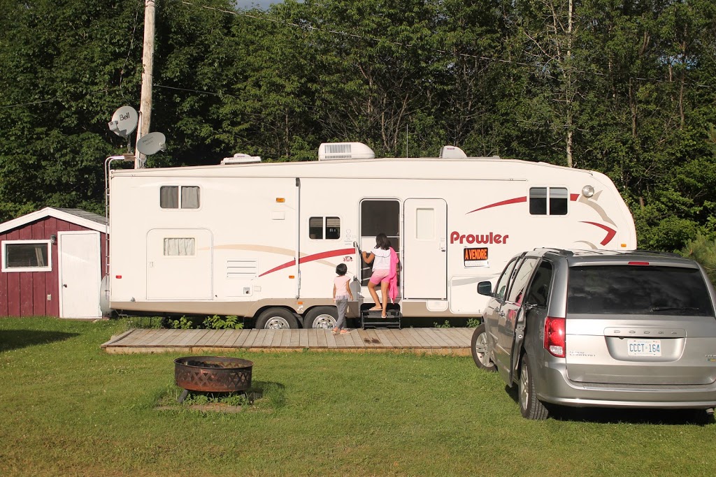 Camping Domaine Rivière Montmorency | 676 Avenue Ste Brigitte, Sainte-Brigitte-de-Laval, QC G0A 3K0, Canada | Phone: (418) 825-3513