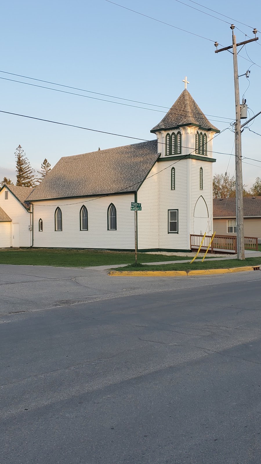 St Johns Anglican Church | 88 McArthur Ave, Lac du Bonnet, MB R0E 1A0, Canada | Phone: (204) 345-2357