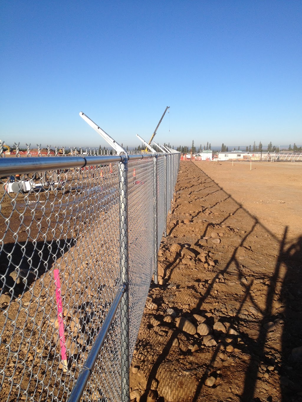 Universal Fence | Box 998, Tofield, AB T0B 4J0, Canada | Phone: (780) 919-0934