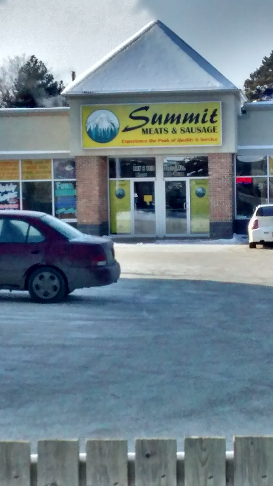 Summit Meats & Sausage Ltd | 1418 Central Ave, Saskatoon, SK S7N 2H2, Canada | Phone: (306) 978-8838