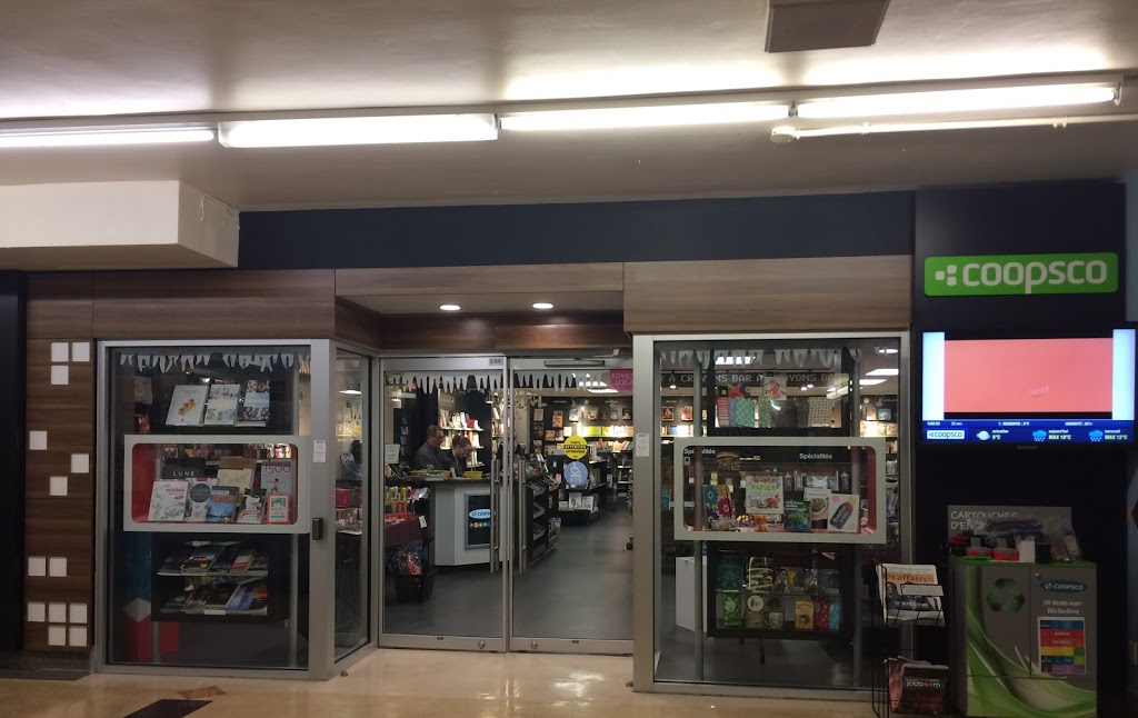 Librairie Coopsco | 30 Boulevard du Séminaire N, Saint-Jean-sur-Richelieu, QC J3B 5J4, Canada | Phone: (450) 346-3733