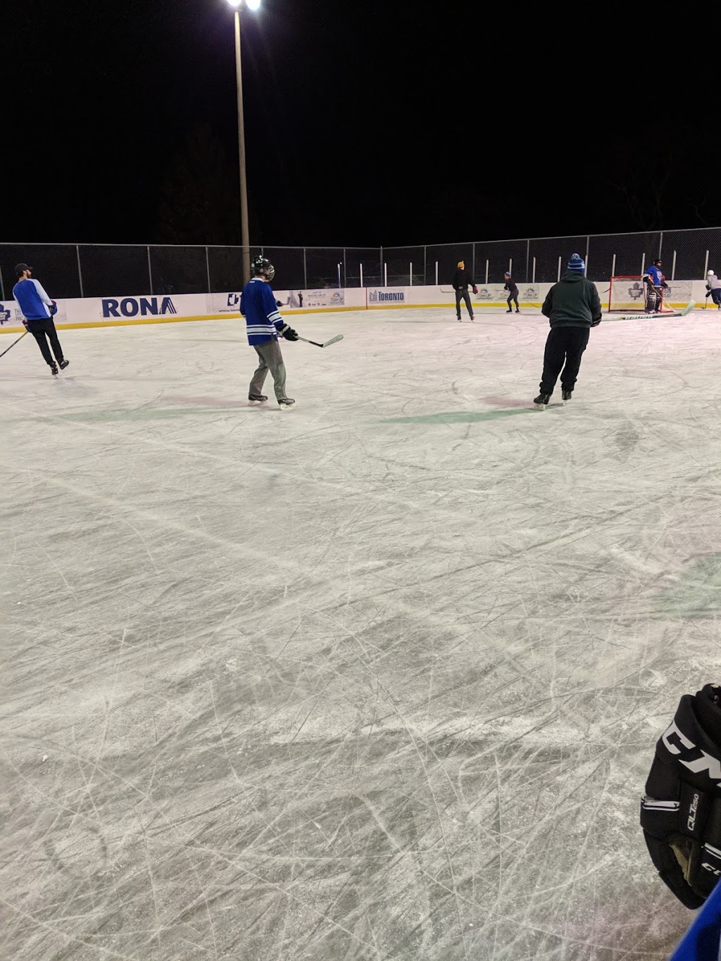 Prince of Wales Rink | 1 Third St, Etobicoke, ON M8V 2X5, Canada | Phone: (416) 392-2489