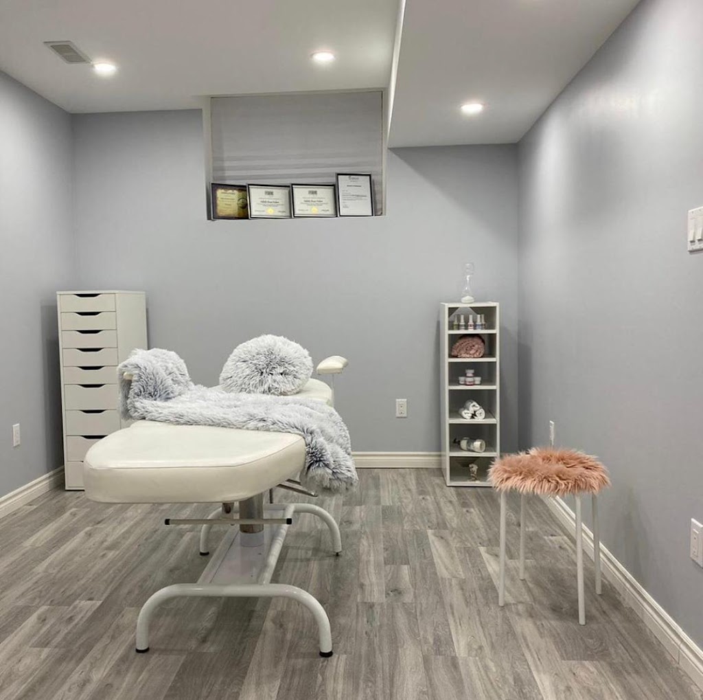 Her Beauty Room | 1329 Fuller St, London, ON N5X 0N5, Canada | Phone: (226) 448-3156