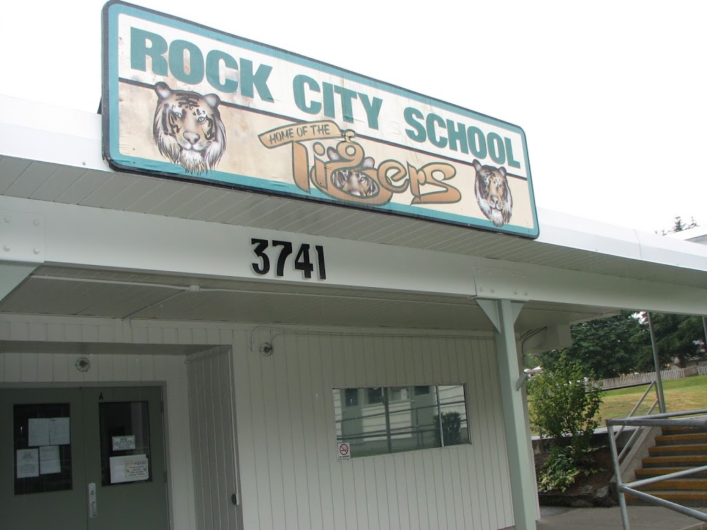 Rock City Elementary School | 3741 Departure Bay Rd, Nanaimo, BC V9T 1C4, Canada | Phone: (250) 758-2434