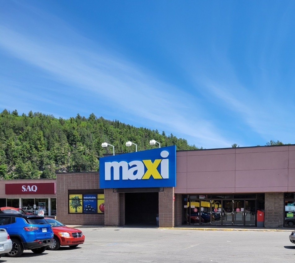 Maxi | 1200 Bd Ducharme, La Tuque, QC G9X 3Z9, Canada | Phone: (819) 523-8125