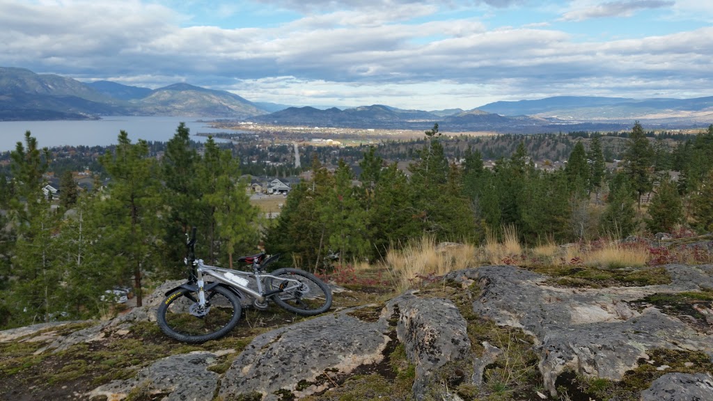 Southridge Park | 722 S Crest Dr, Kelowna, BC V1W 4W7, Canada