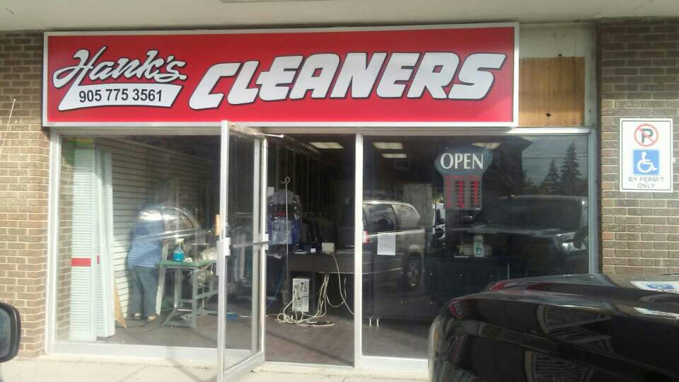 Hanks Cleaners | 101 Holland St W, Bradford, ON L3Z, Canada | Phone: (905) 775-3561