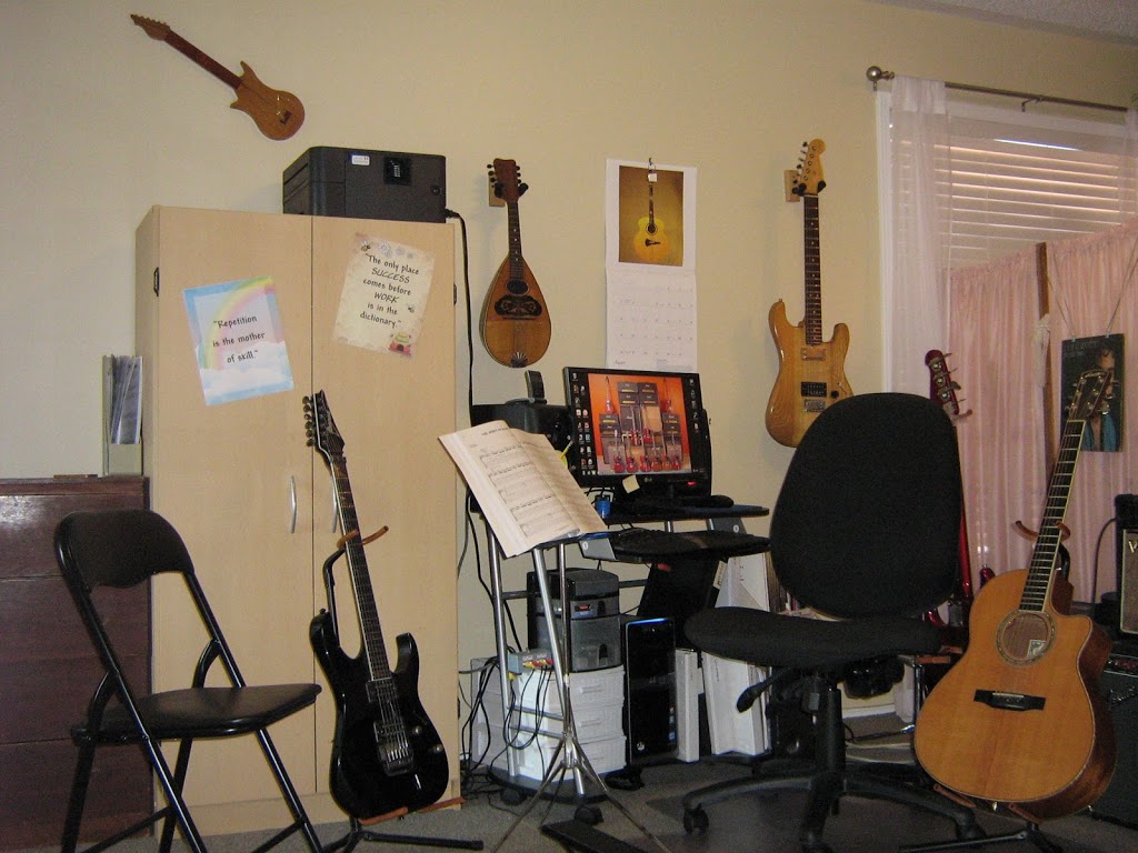 Tim Crookalls Guitar School | 35 Avondale Dr, Courtice, ON L1E 2Z2, Canada | Phone: (905) 404-8044