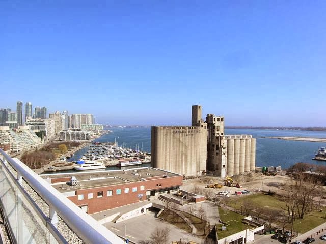 Harbourfront Condo List | 968 College St, Toronto, ON M6H 1A5, Canada | Phone: (647) 962-1650