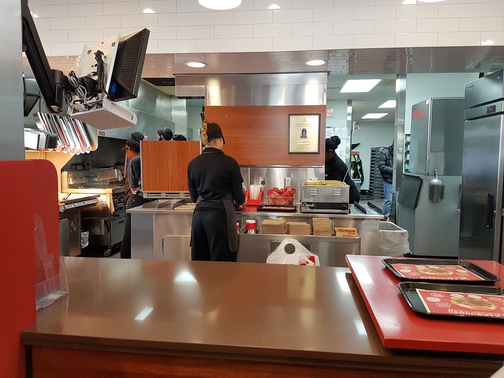 Wendys | 8699 Blvd. Newman, LaSalle, QC H8R 1Y9, Canada | Phone: (514) 798-7451