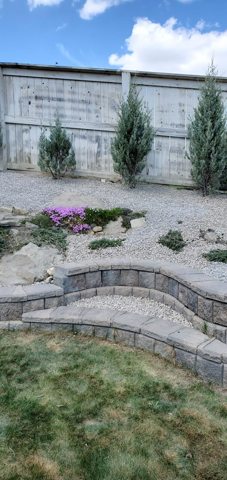 Moe bo landscaping LTD | 71 Whitefield Close NE, Calgary, AB T1Y 4X6, Canada | Phone: (403) 880-0926