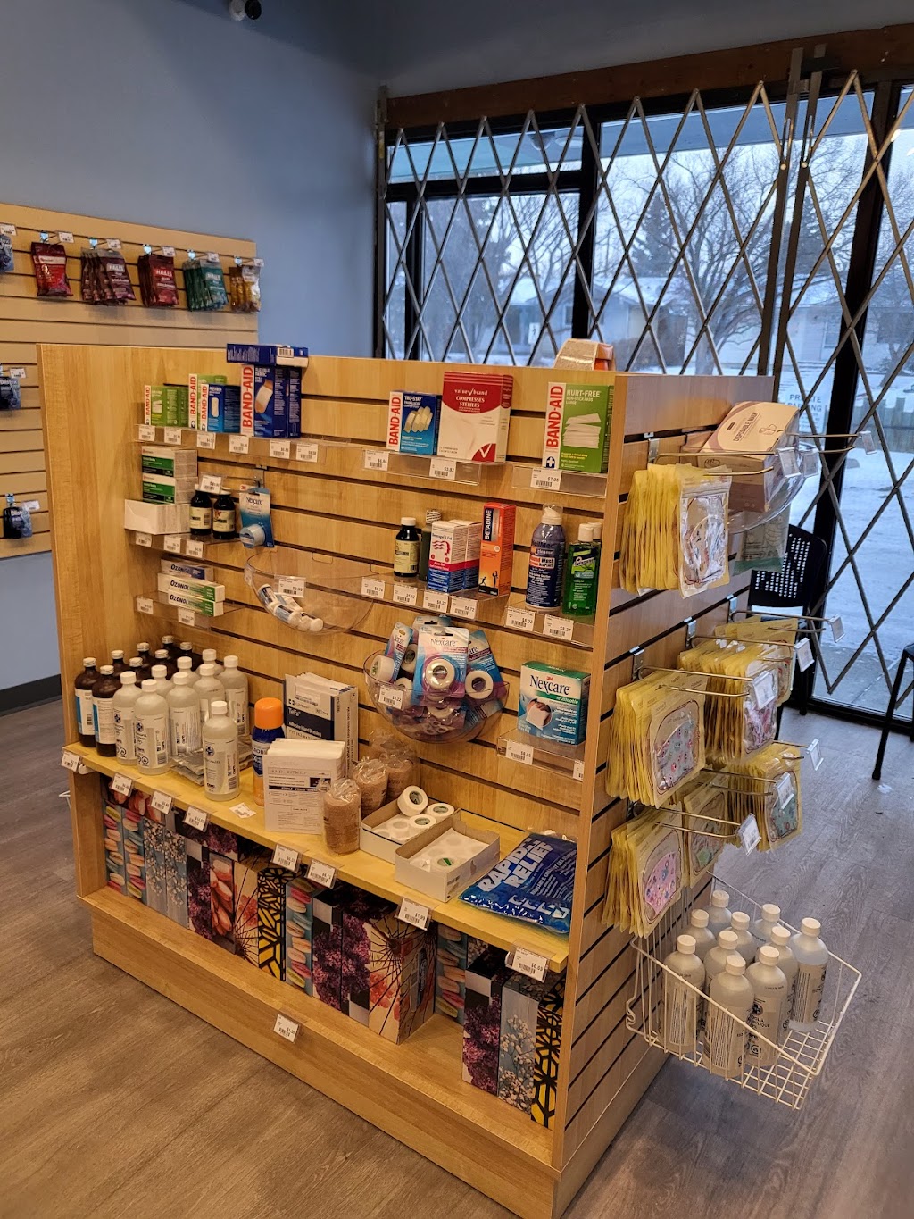 26 Ave Peoples Pharmacy | 4801 26 Ave NE, Calgary, AB T1Y 3E1, Canada | Phone: (403) 764-9212