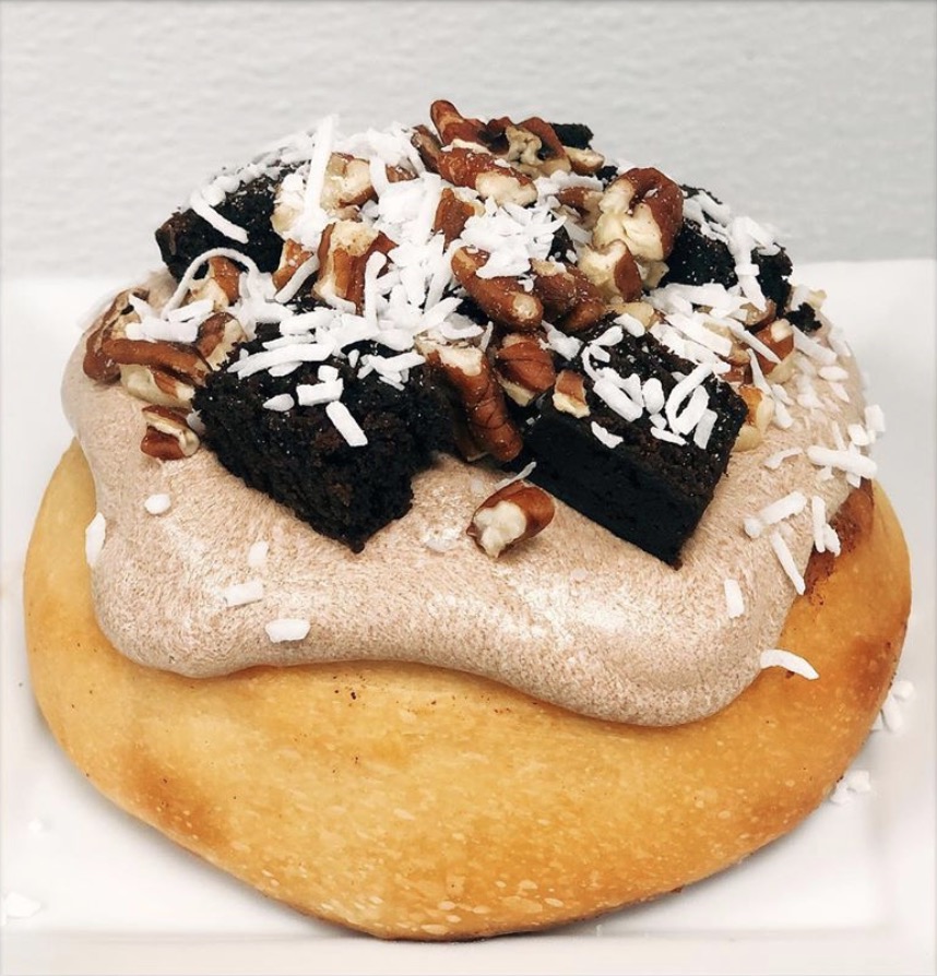 Cinnaholic | 1035 King St W, Hamilton, ON L8S 1L6, Canada | Phone: (905) 521-1121