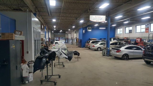 Prochilo Brothers Auto Collision | 141 Toryork Dr, North York, ON M9L 1X9, Canada | Phone: (416) 749-6721