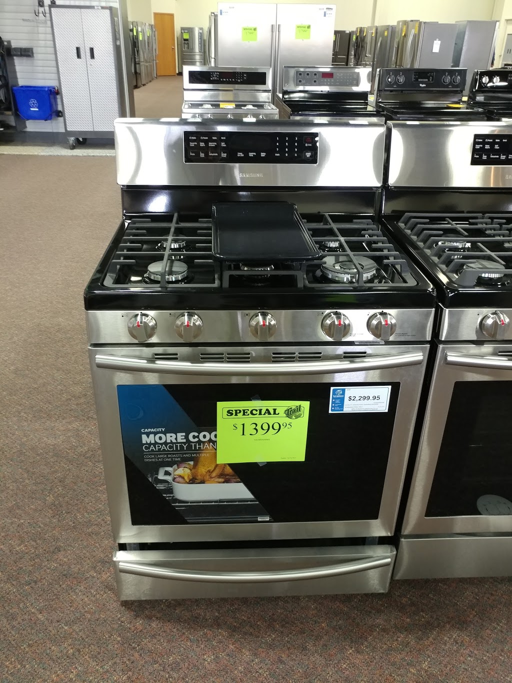 Trail Appliances | 12404 149 St NW, Edmonton, AB T5V 1G9, Canada | Phone: (780) 452-8888