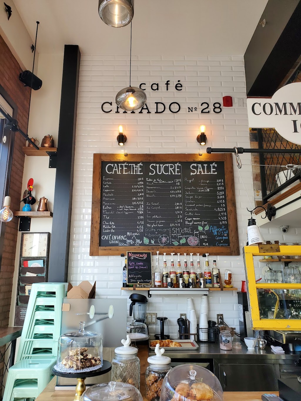 Café Chiado28 | 1404 Rue Beaubien E, Montréal, QC H2G 1K9, Canada | Phone: (514) 274-2228