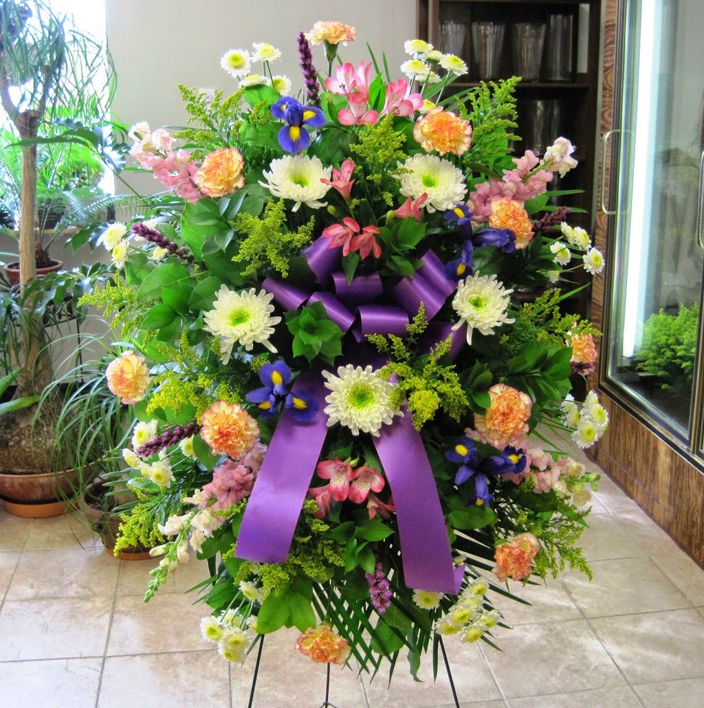 Funeral Tributes Flowers | 1960 Lawrence Ave E, Scarborough, ON M1R 2Z1, Canada | Phone: (416) 285-7130