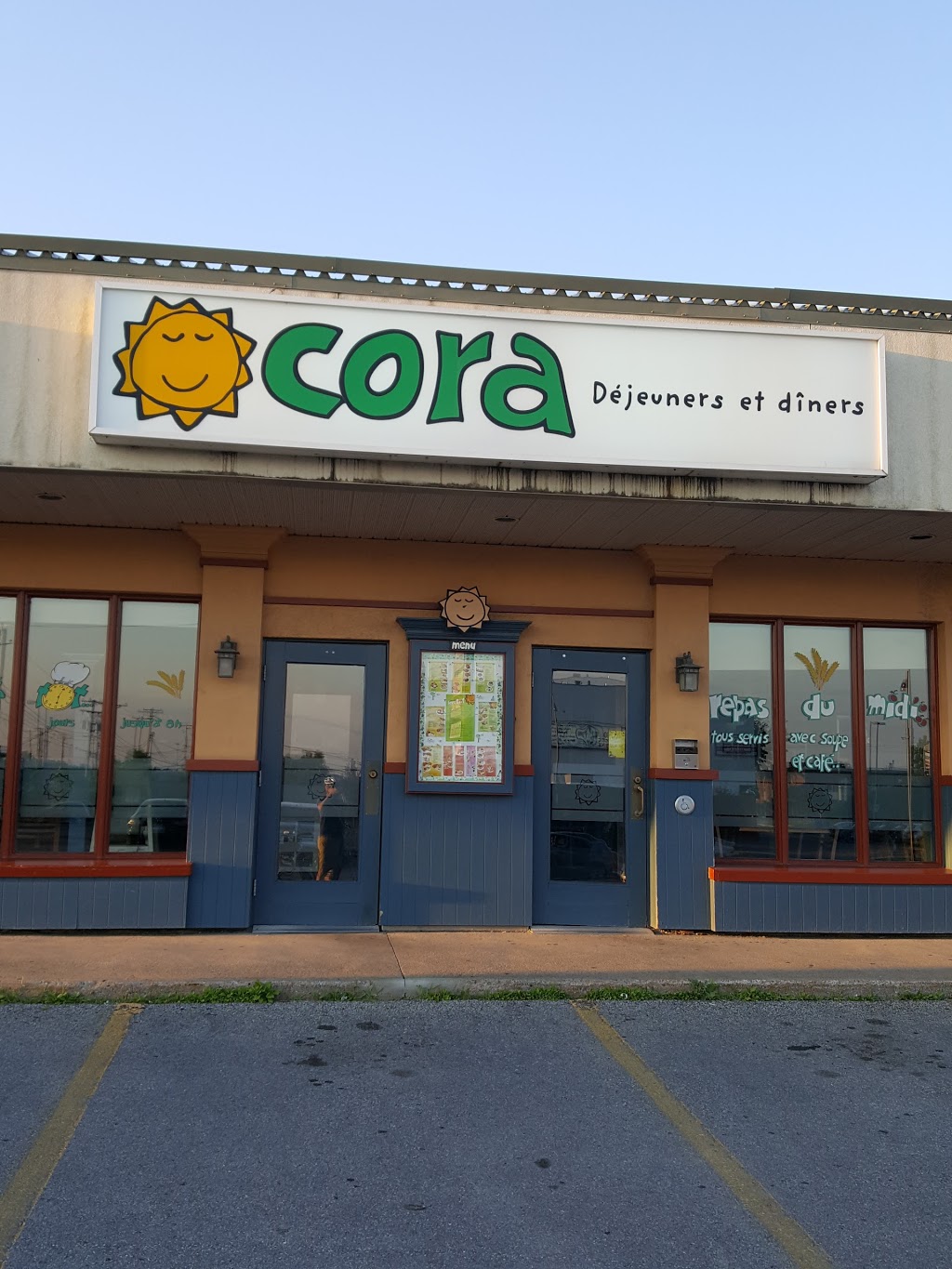 Cora déjeuners | 111 Boulevard Industriel, Repentigny, QC J6A 4X5, Canada | Phone: (450) 657-0771