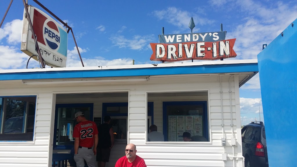 Wendys Dairy Bar | 104 2 Ave N, Vauxhall, AB T0K 2K0, Canada | Phone: (403) 654-2344