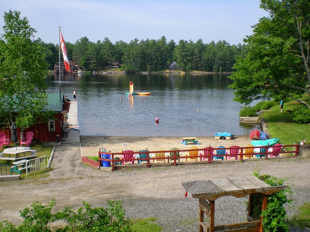 Pine Lake Cottages | 1383 Muskoka District Road 169, Gravenhurst, ON P1P 1R2, Canada | Phone: (705) 687-2072