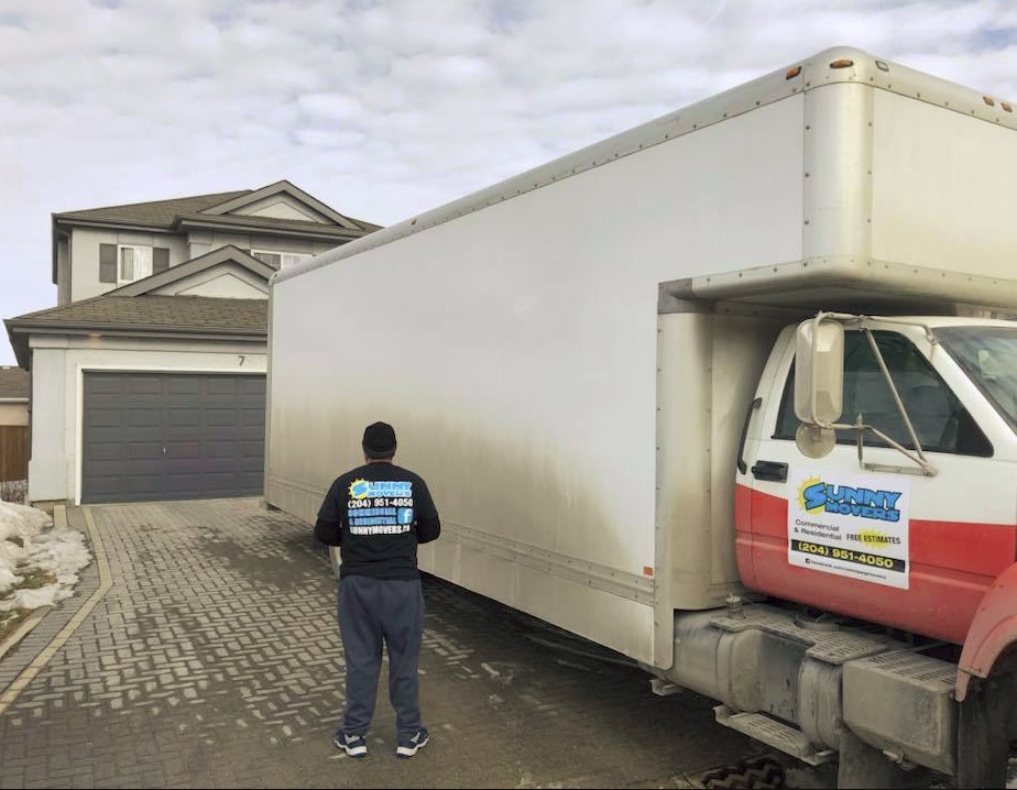 Sunny Movers Ltd. | 1002 Peel Rd, St. Andrews, MB R1A 3W6, Canada | Phone: (204) 951-4050