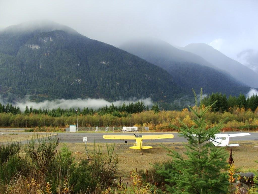 Glacier Air | 46001 Government Rd, Brackendale, BC V0N 1H0, Canada | Phone: (604) 898-9016