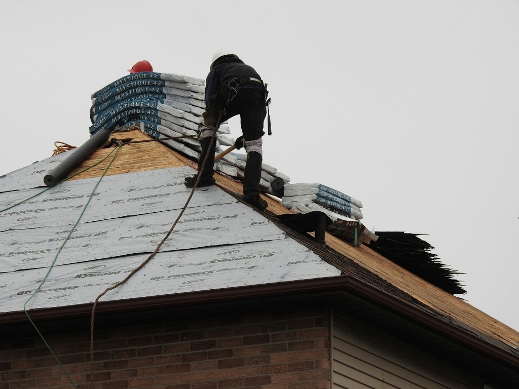 Blackbird Roofing | 485 Tennyson Ct, Oshawa, ON L1K 3K8, Canada | Phone: (905) 431-4481