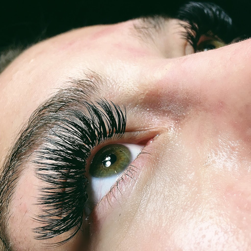 Fabutan / Hush Lash Studio | 509 Commissioners Rd W #6, London, ON N6J 1Y5, Canada | Phone: (519) 471-9766