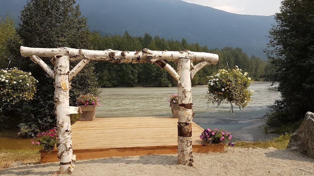 The Barking Frog Lodge | 9130 Pemberton Meadows Rd, RR#1, Pemberton, BC V0N 2L2, Canada | Phone: (604) 894-9466