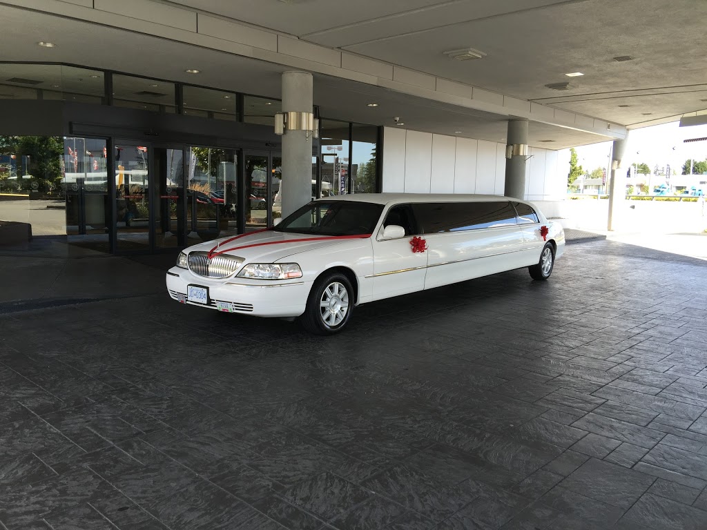 Burnaby Limousine | 7063 Jubilee Ave, Burnaby, BC V5J 4B4, Canada | Phone: (604) 209-6095