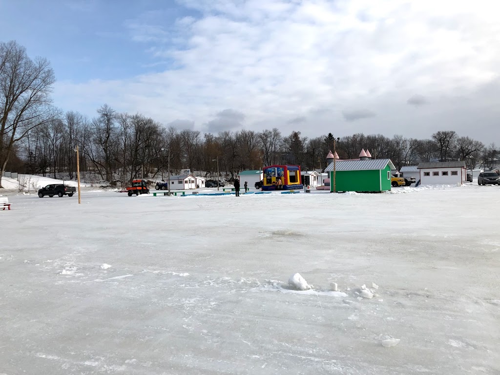 Centre de Pêche Marchand | 788 Montée de lEnseigne, Sainte-Anne-de-la-Pérade, QC G0X 2J0, Canada | Phone: (418) 325-2778