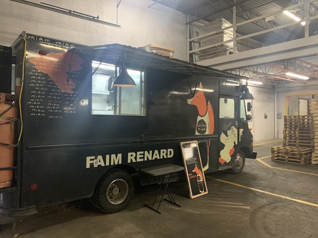 Faim Renard | 250 Rue Saint-Urbain, Granby, QC J2G 8M8, Canada | Phone: (450) 521-1636