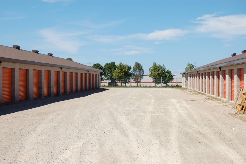 Goderich Self Storage | 460 Macewan St, Goderich, ON N7A 4C7, Canada | Phone: (519) 963-8775