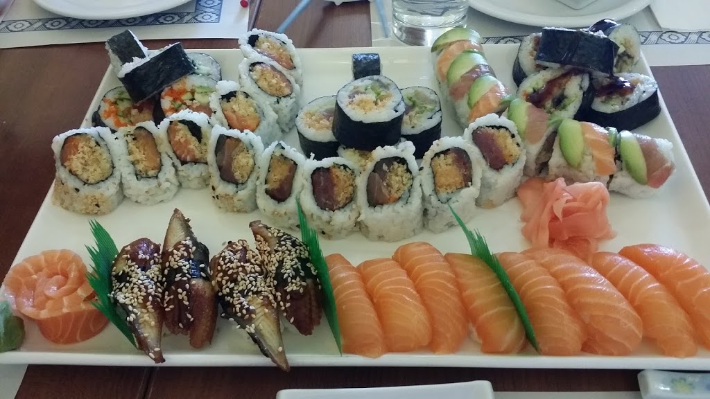 Restaurant Sumo Sushi | 1300 Bd St Jean Baptiste, Pointe-aux-Trembles, QC H1B 4A4, Canada | Phone: (514) 645-2888