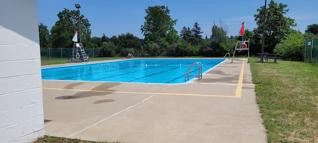 Maryvale Park Outdoor Pool | 5 Trestleside Grove, Scarborough, ON M1R 5A9, Canada | Phone: (416) 447-8261