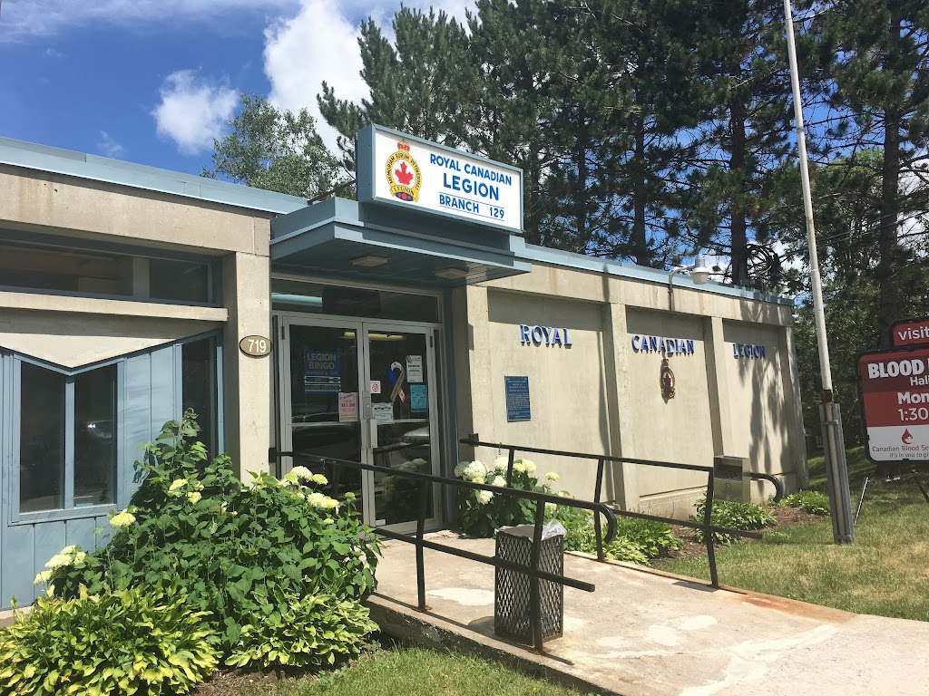 Royal Canadian Legion Branch 129-Haliburton | 719 Mountain St, Haliburton, ON K0M 1S0, Canada | Phone: (705) 457-2571