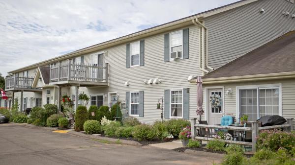 Country Place Apartments | 15 Leslie Crescent, Charlottetown, PE C1C 1P7, Canada | Phone: (833) 216-8167