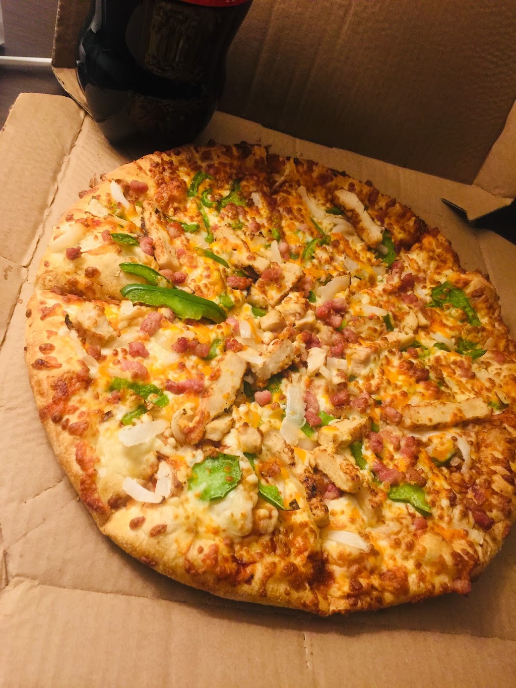 Dominos Pizza | 190 Queens Plate Dr, Etobicoke, ON M9W 6Y9, Canada | Phone: (416) 740-9800