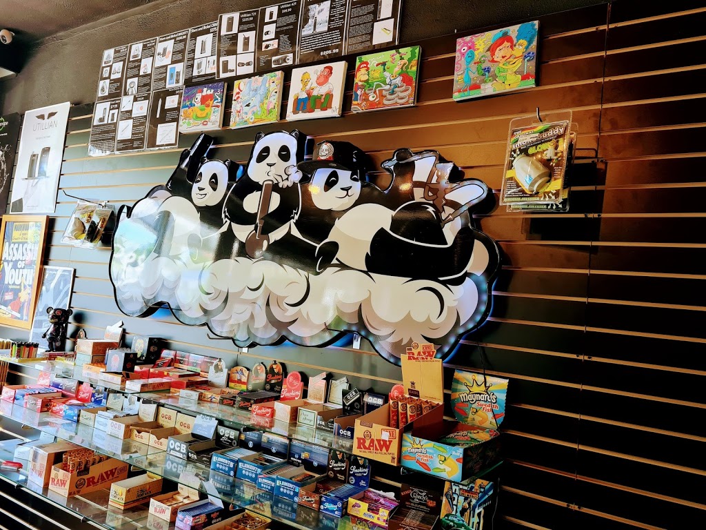 Puff Pandas | 1607 Queen St E, Toronto, ON M4L 1E5, Canada | Phone: (647) 351-1066